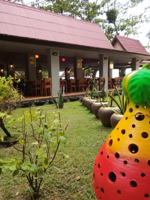Andaman Beach Resort Koh Jum Dış mekan fotoğraf