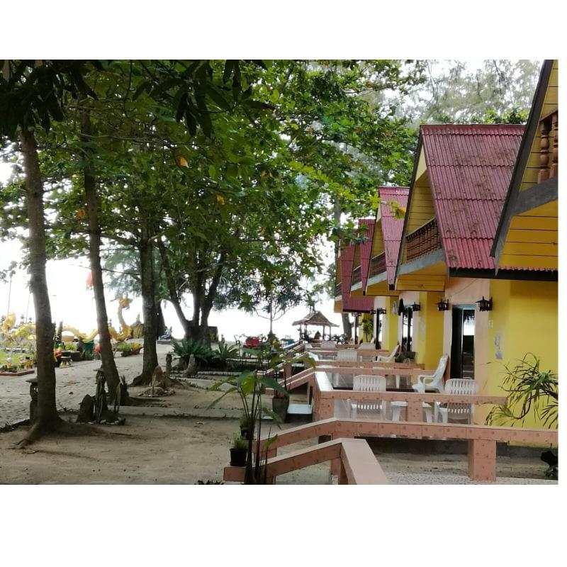 Andaman Beach Resort Koh Jum Dış mekan fotoğraf