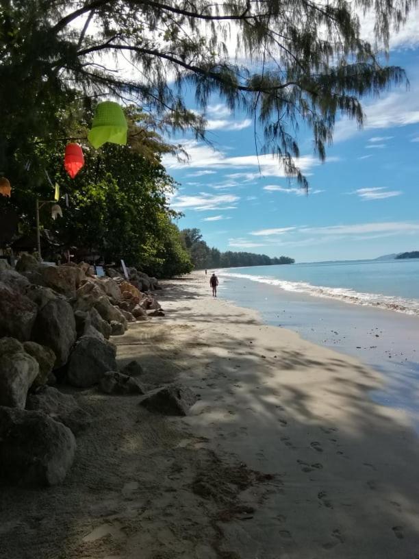Andaman Beach Resort Koh Jum Dış mekan fotoğraf