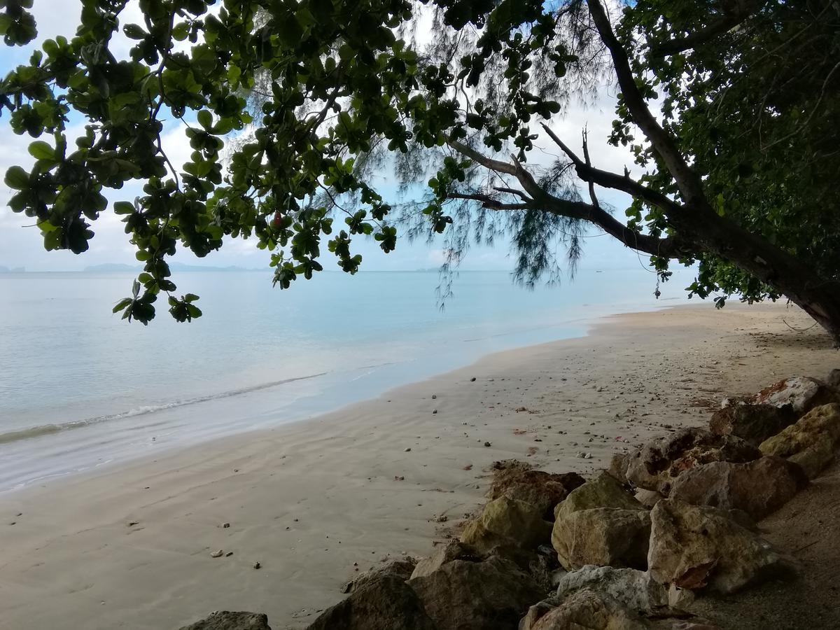 Andaman Beach Resort Koh Jum Dış mekan fotoğraf