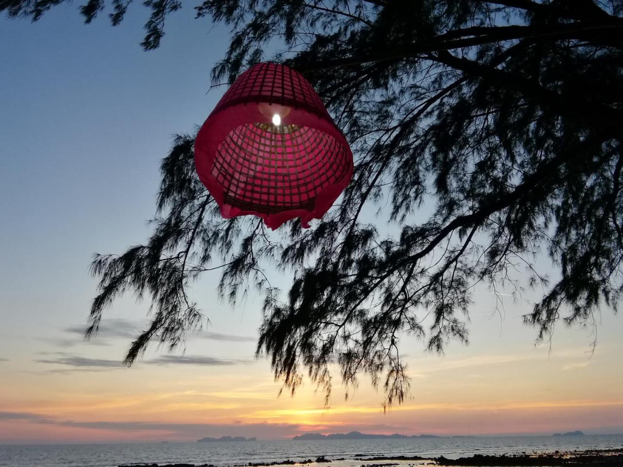 Andaman Beach Resort Koh Jum Dış mekan fotoğraf