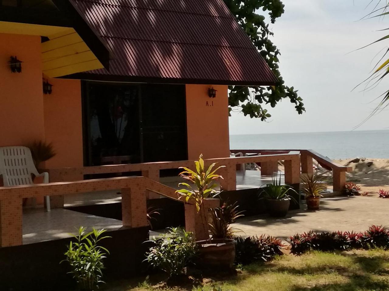 Andaman Beach Resort Koh Jum Dış mekan fotoğraf