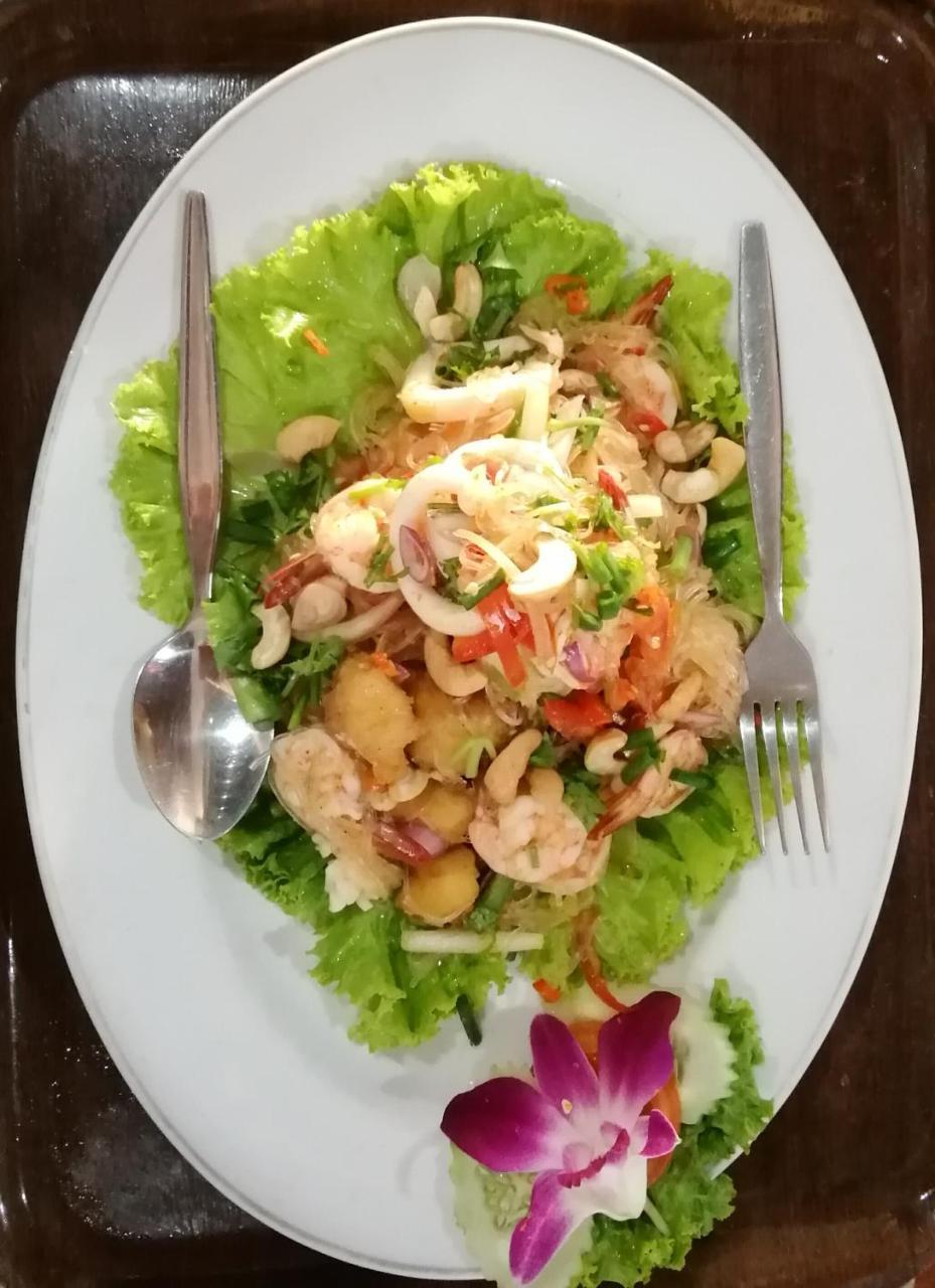 Andaman Beach Resort Koh Jum Dış mekan fotoğraf