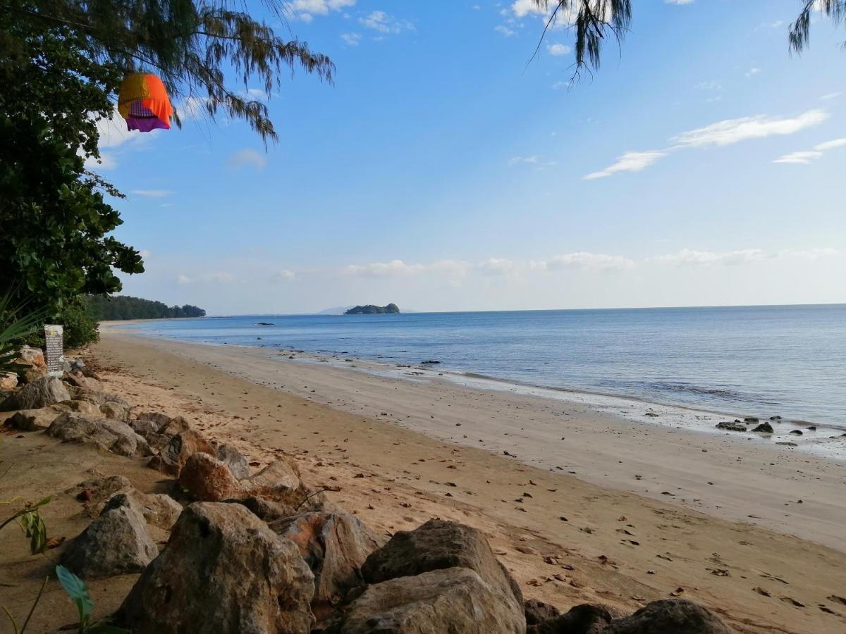 Andaman Beach Resort Koh Jum Dış mekan fotoğraf
