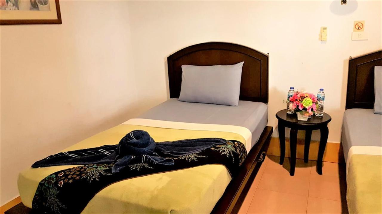 Andaman Beach Resort Koh Jum Dış mekan fotoğraf